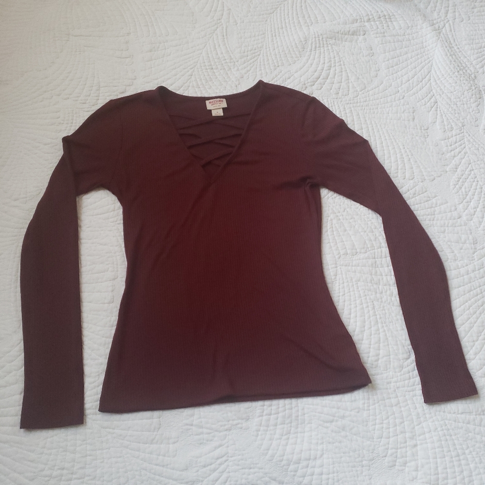 3/$15 Mossimo long sleeve